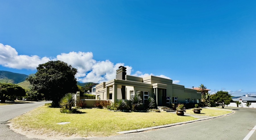 4 Bedroom Property for Sale in Vermont Western Cape